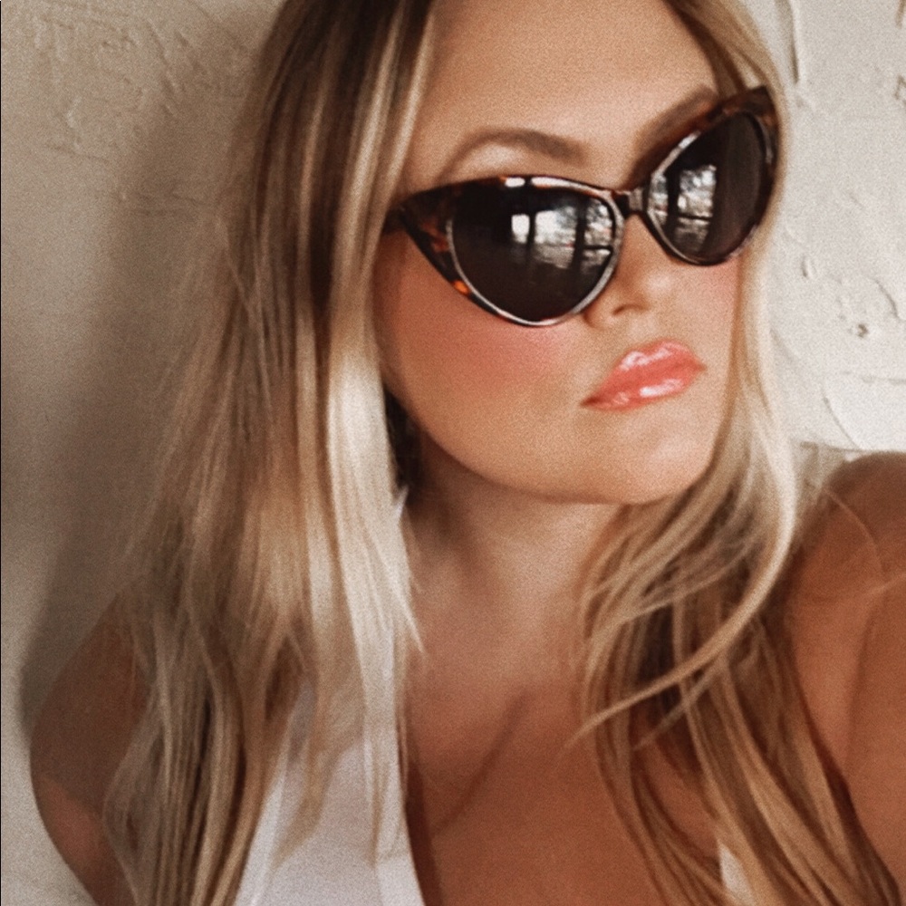 Chic Tortoise Shell Style Cat Eye Sunnies - Picture 11 of 15